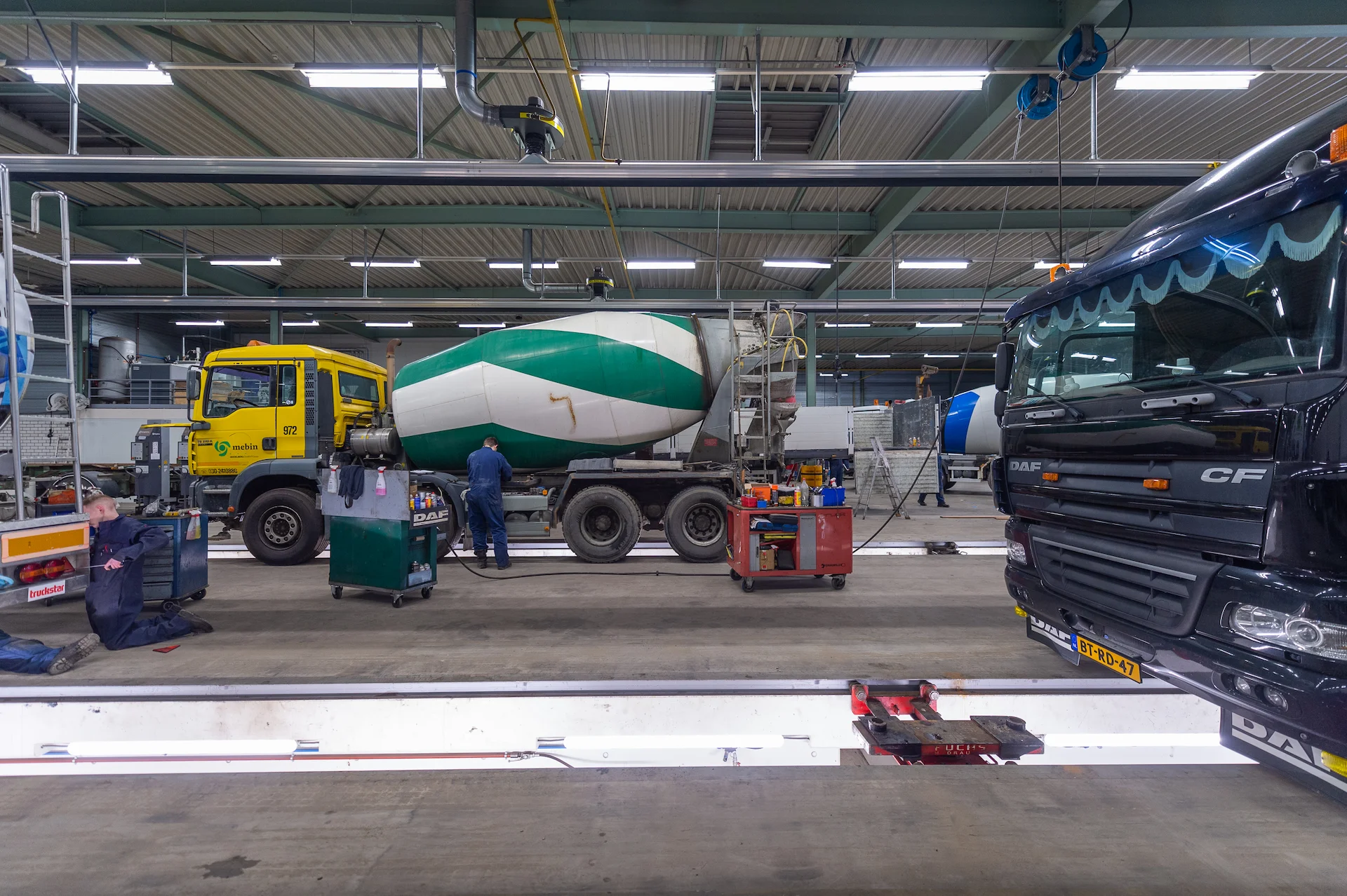 TSV Transportonderhoud Nieuwegein Betonmixers Zwaar Materieel